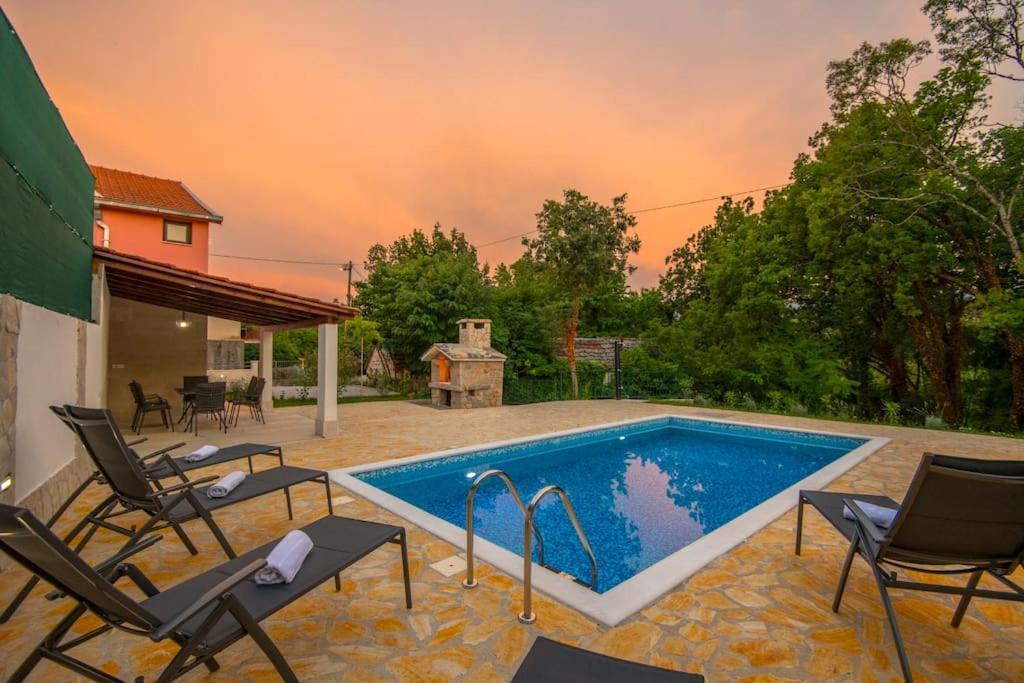 Villa Milla-Grubine Bagian luar foto